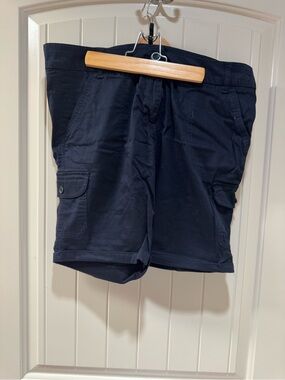 Women's Navy Cargo Shorts with Utility Pockets